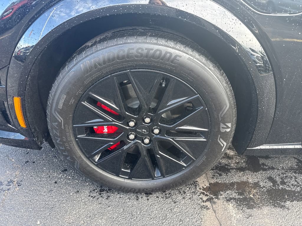 Used 2025 Ford Mustang Mach-E Premium w/ Sport Appearance Package image 21