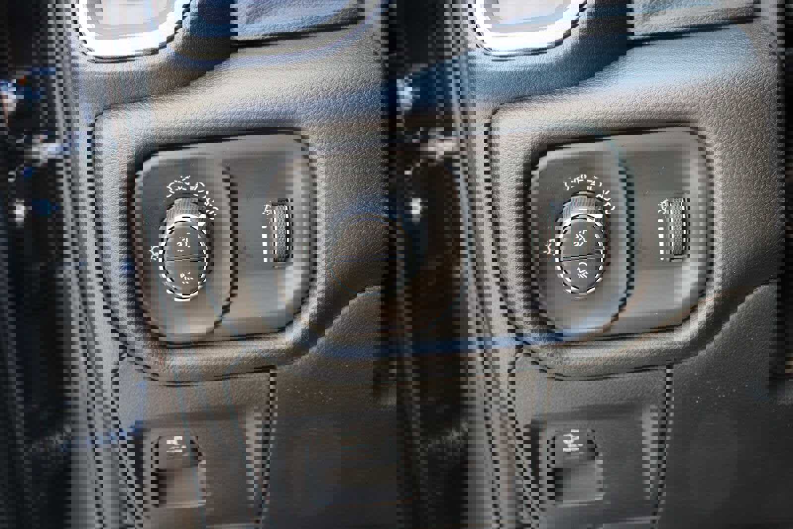 New 2025 RAM 1500 Tradesman w/ Off Road Group image 17