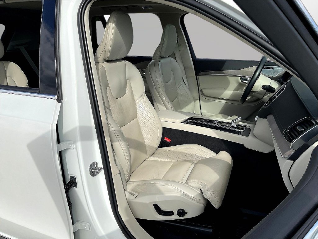 Used 2022 Volvo XC90 T8 Inscription w/ Lounge Package AWD/4WD image 29