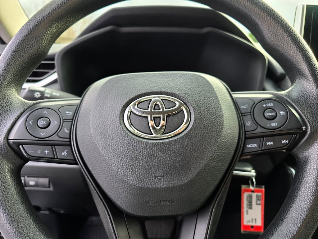 Used 2023 Toyota RAV4 LE image 25