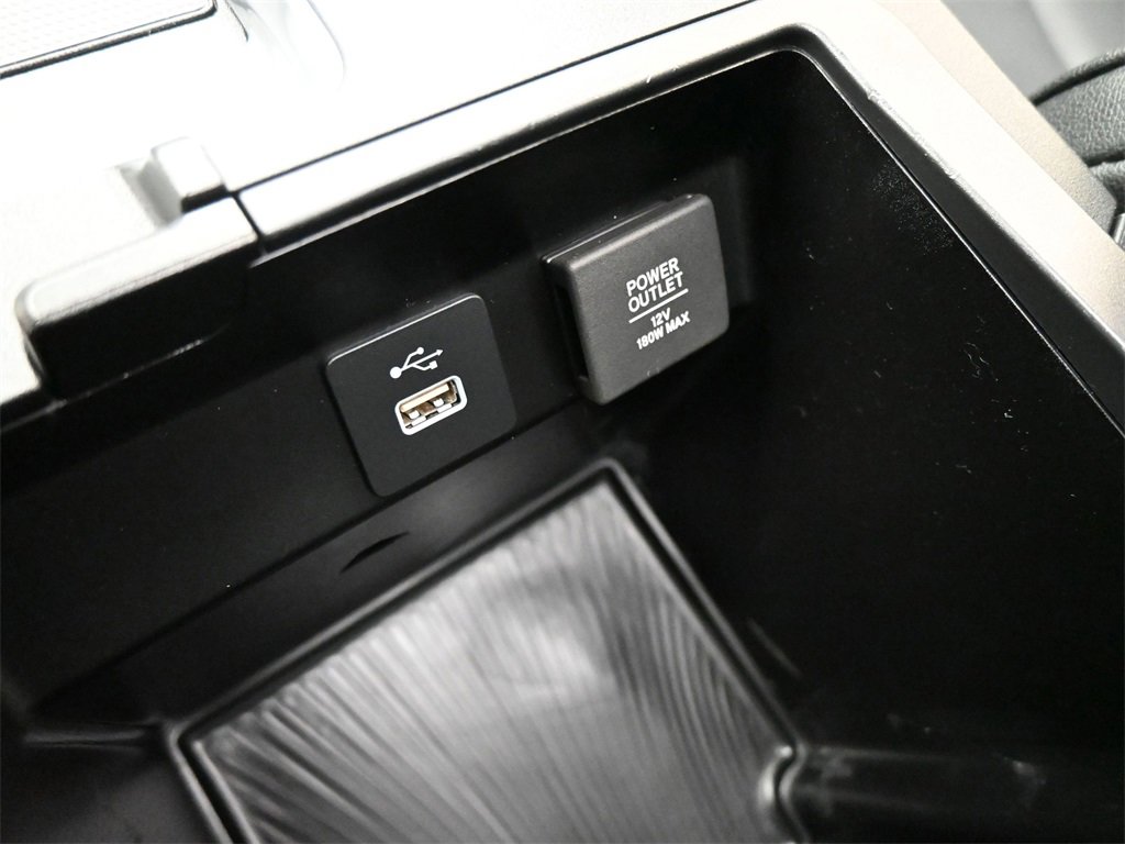 Used 2023 Acura MDX SH-AWD image 18