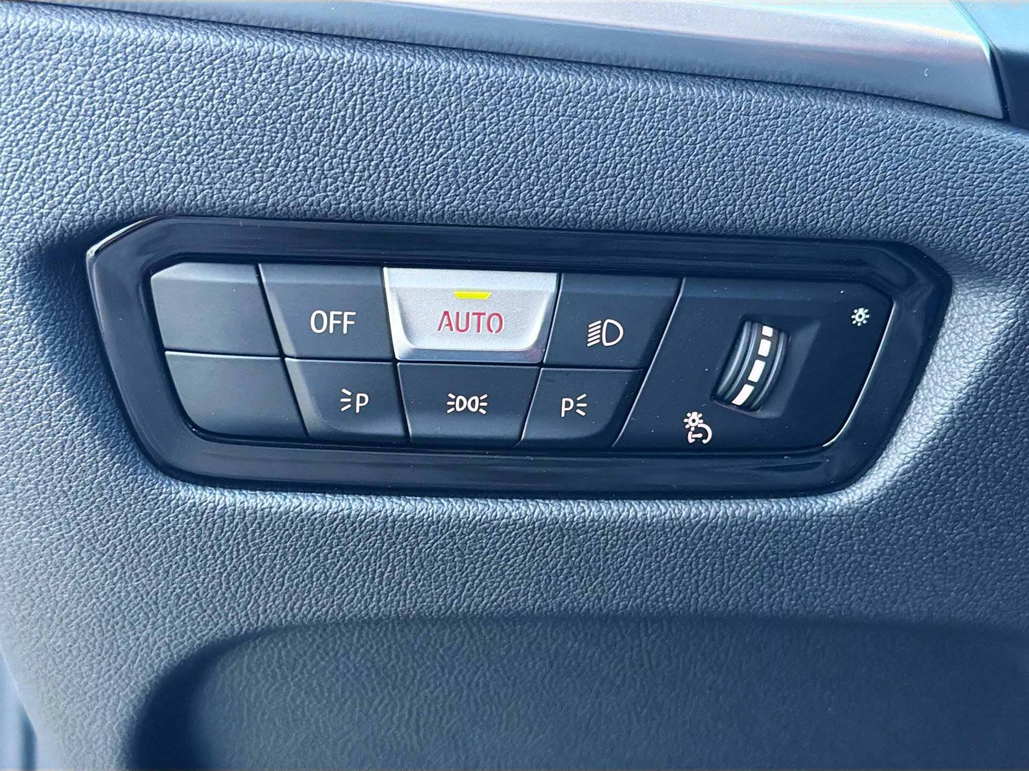 New 2026 BMW 430i Coupe w/ M Sport Package image 36