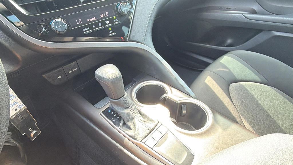 Used 2024 Toyota Camry LE FWD image 21