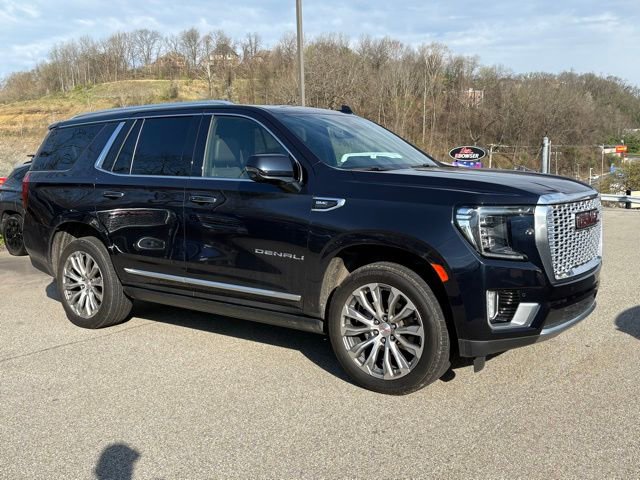Used 2021 GMC Yukon Denali w/ Denali Premium Package image 7