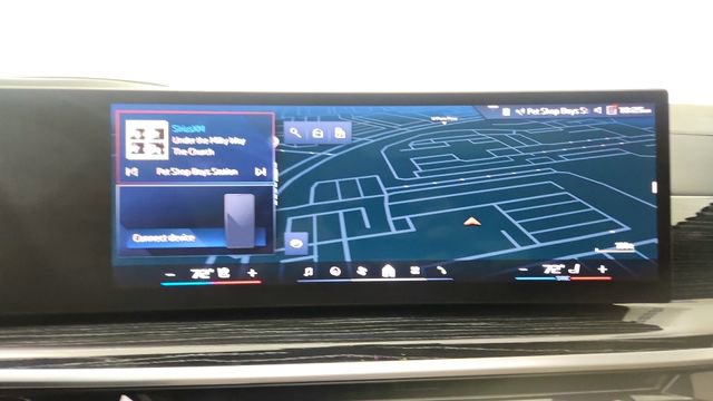 Used 2025 BMW X7 M60i image 51