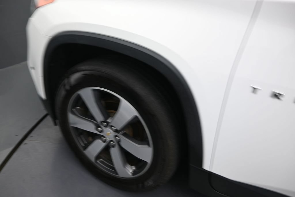 Used 2019 Chevrolet Traverse LT w/ LT Premium Package FWD image 16