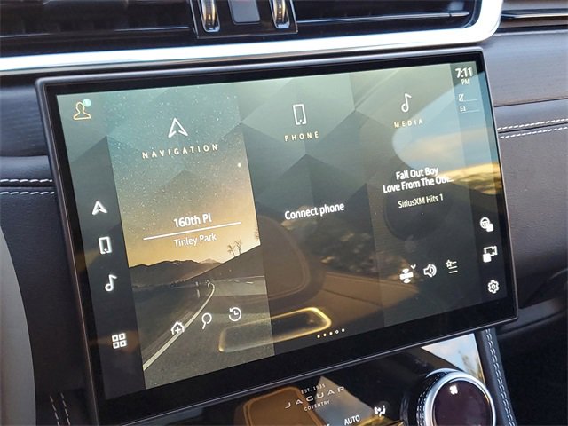 New 2026 Jaguar F-PACE R-Dynamic S image 32