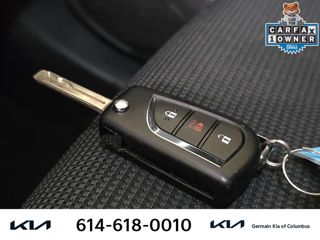 Used 2023 Toyota RAV4 LE image 33