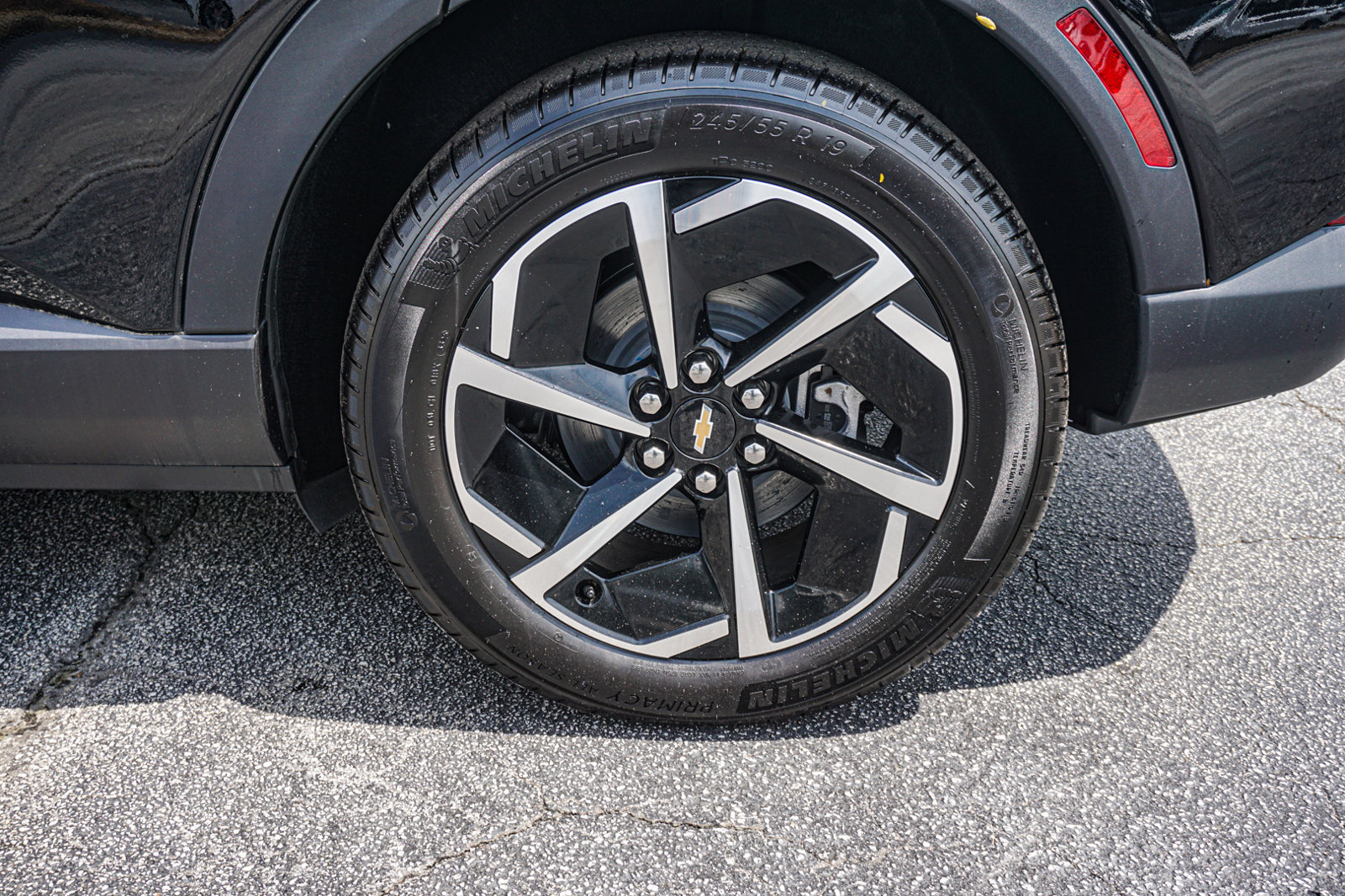 New 2026 Chevrolet Equinox EV LT FWD image 12