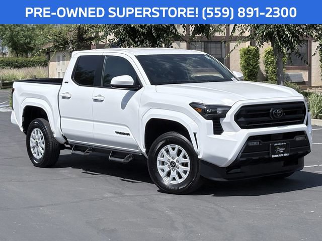 Used 2026 Toyota Tacoma SR5 AWD/4WD image 2