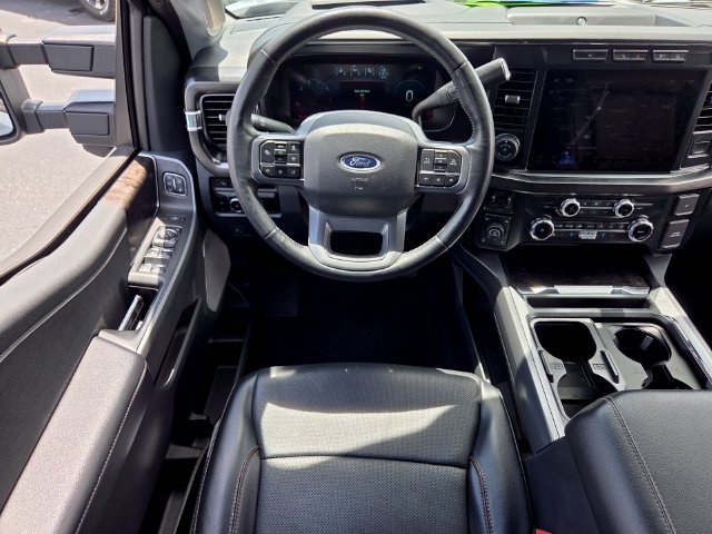 Used 2024 Ford F250 Lariat w/ Lariat Ultimate Package AWD/4WD image 13