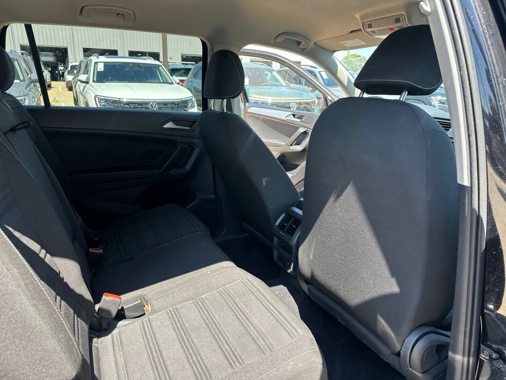 Used 2022 Volkswagen Tiguan S FWD image 17