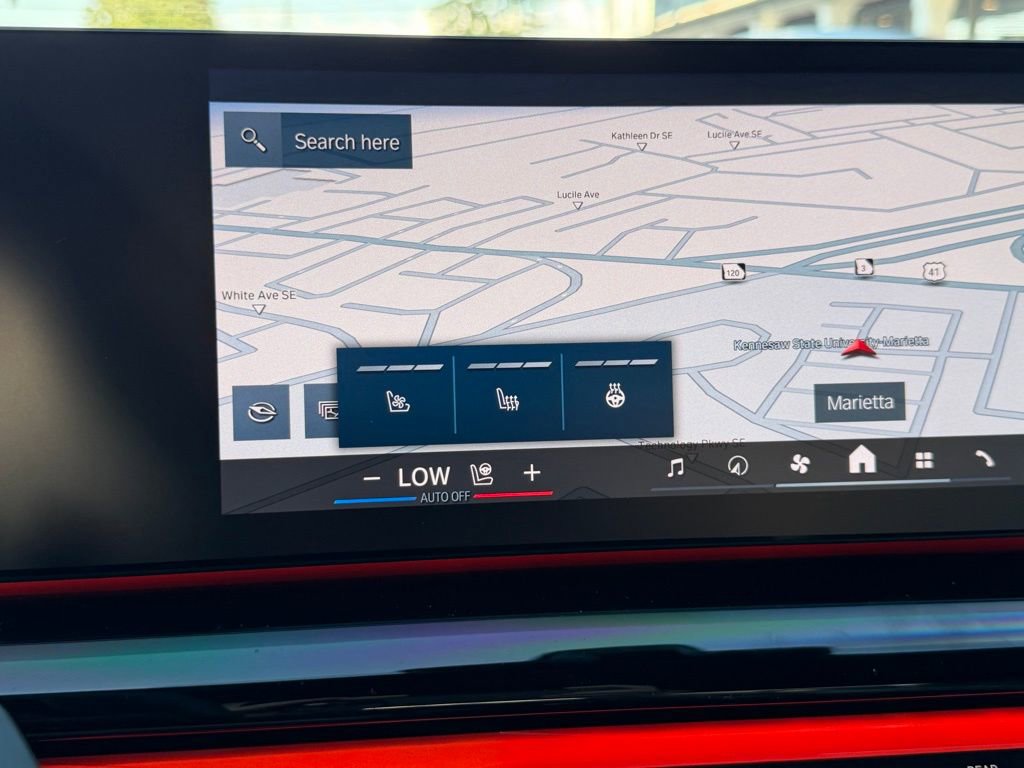 Used 2025 BMW M5 w/ Carbon Package image 22