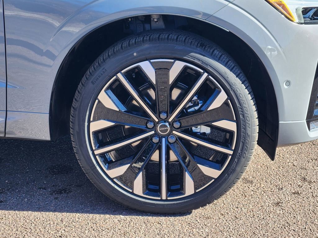 New 2026 Volvo XC60 B5 Ultra w/ Protection Package Premier image 29