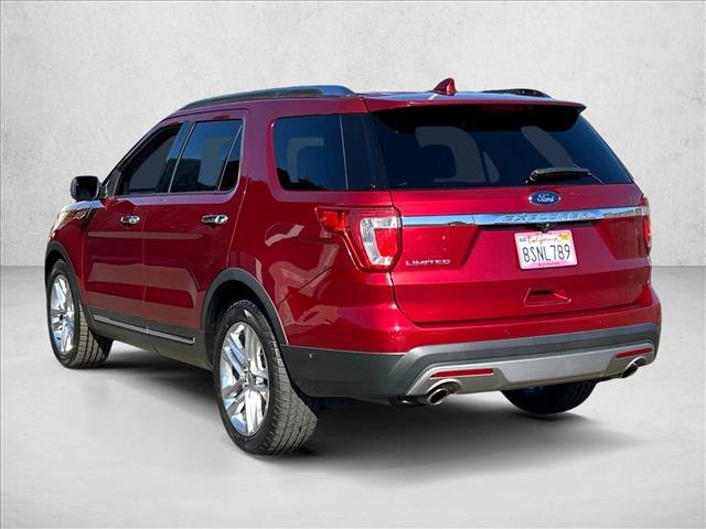 Used 2017 Ford Explorer Limited w/ Equipment Group 301A FWD image 8