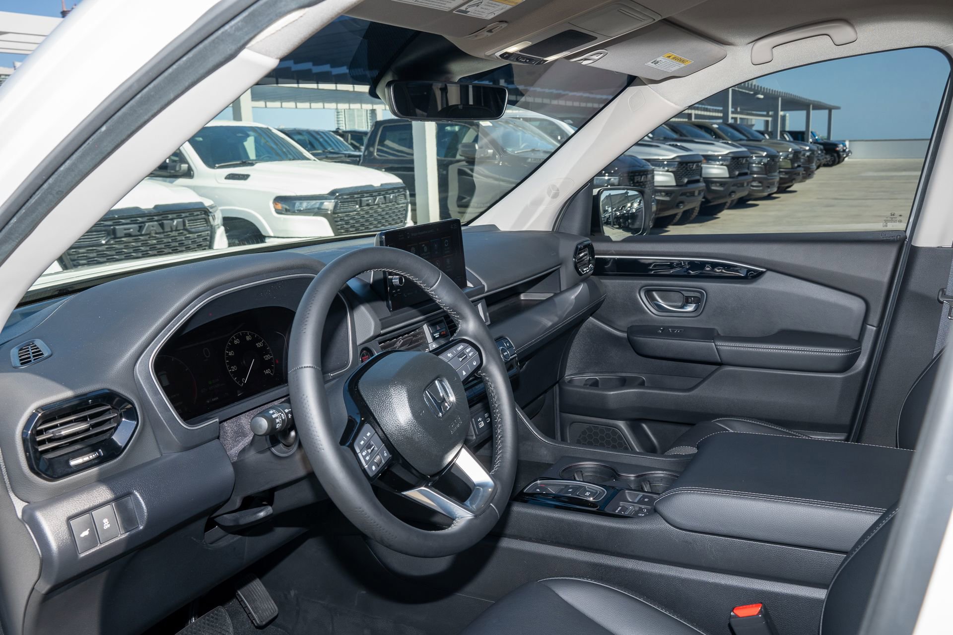 Certified 2025 Honda Pilot EX-L image 16