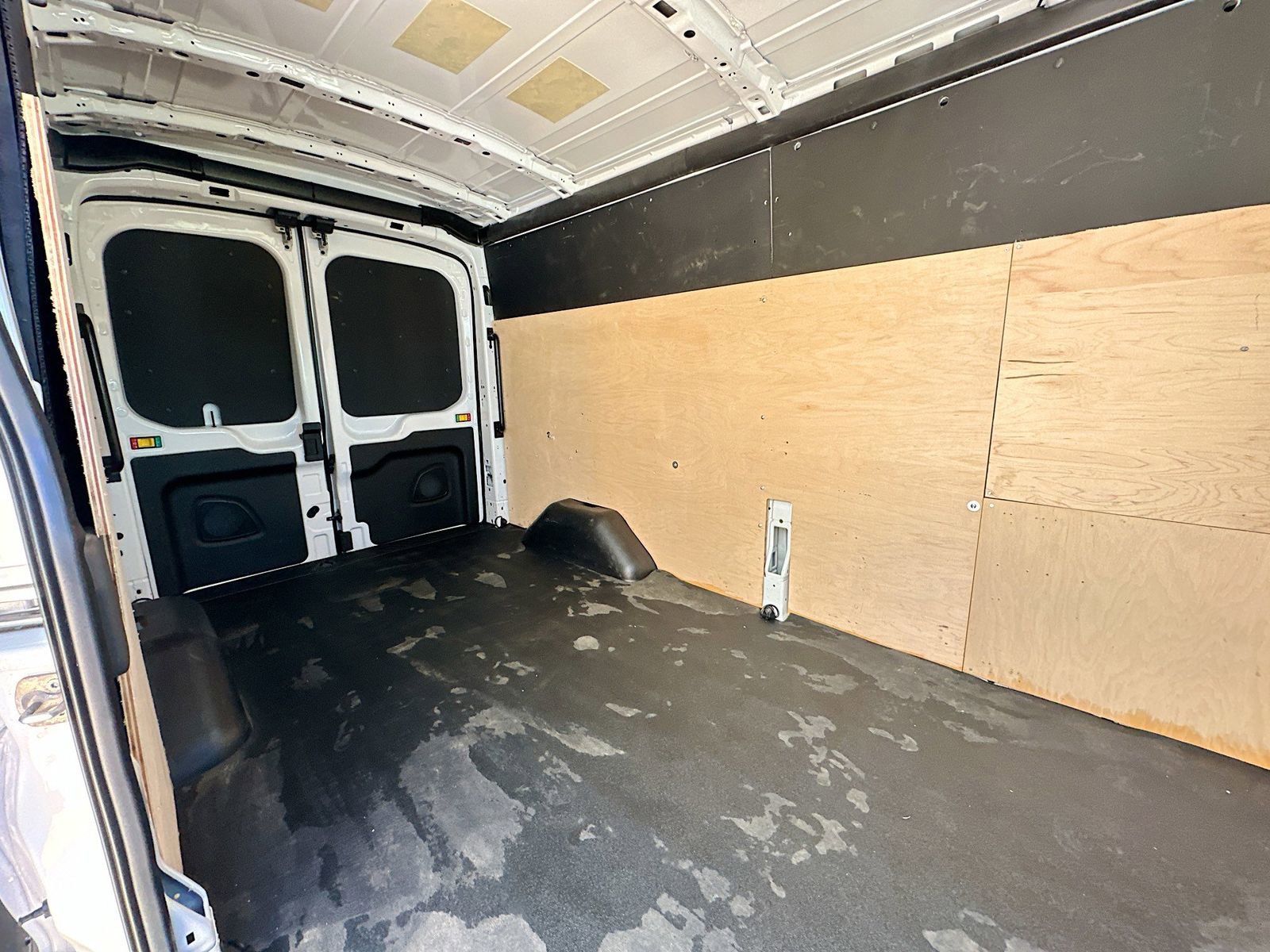 Used 2023 Ford E-Transit Medium Roof w/ Load Area Protection Package RWD image 24