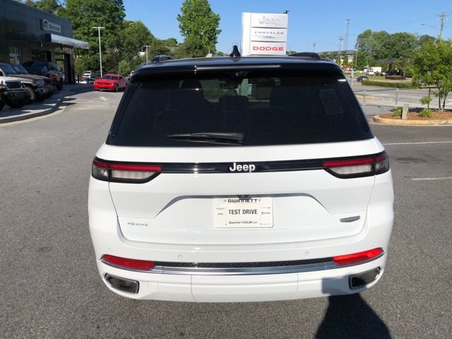 Used 2025 Jeep Grand Cherokee Summit image 4