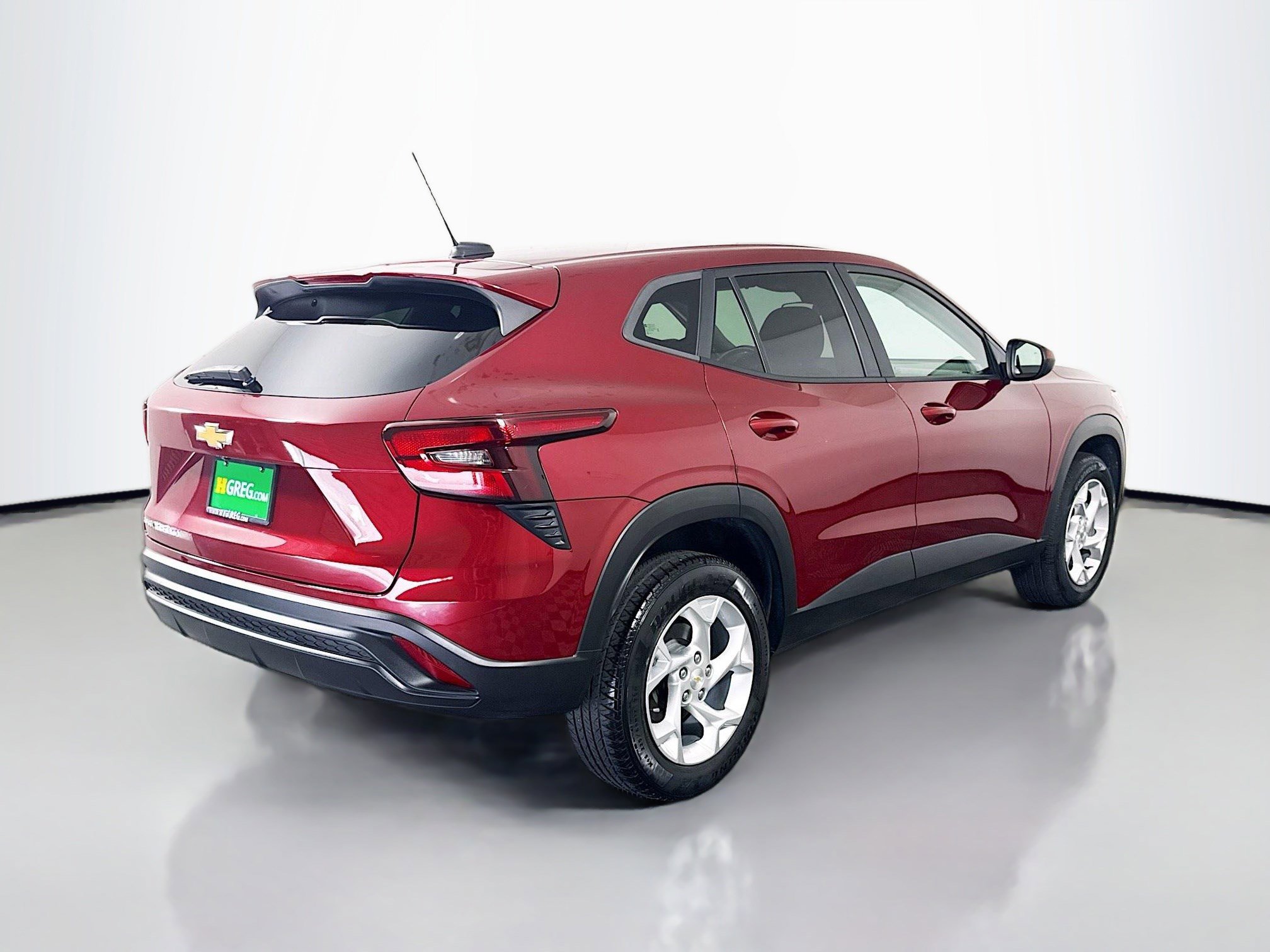 Used 2024 Chevrolet Trax LS w/ LS Convenience Package FWD image 10