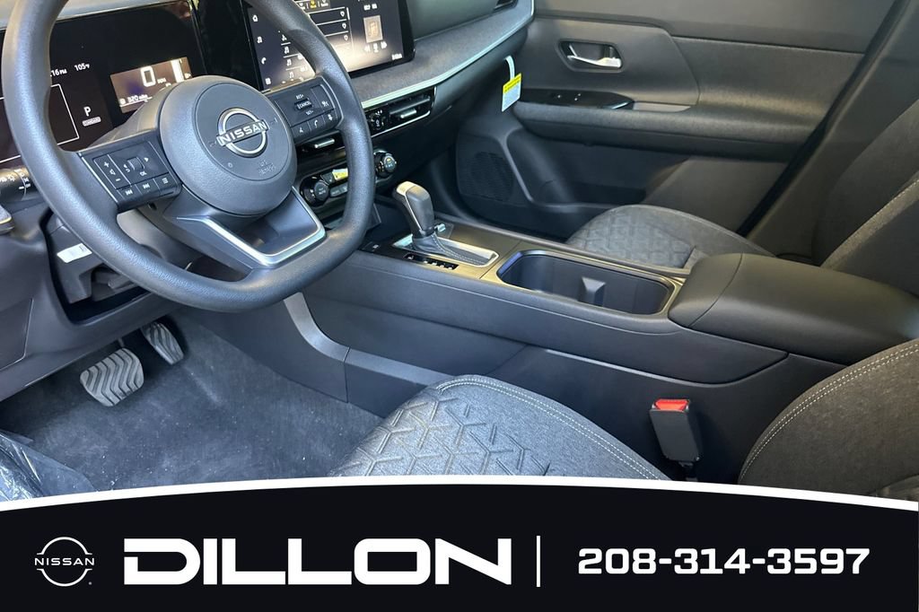New 2026 Nissan Kicks SV w/ Interior Electronics Package AWD/4WD image 4