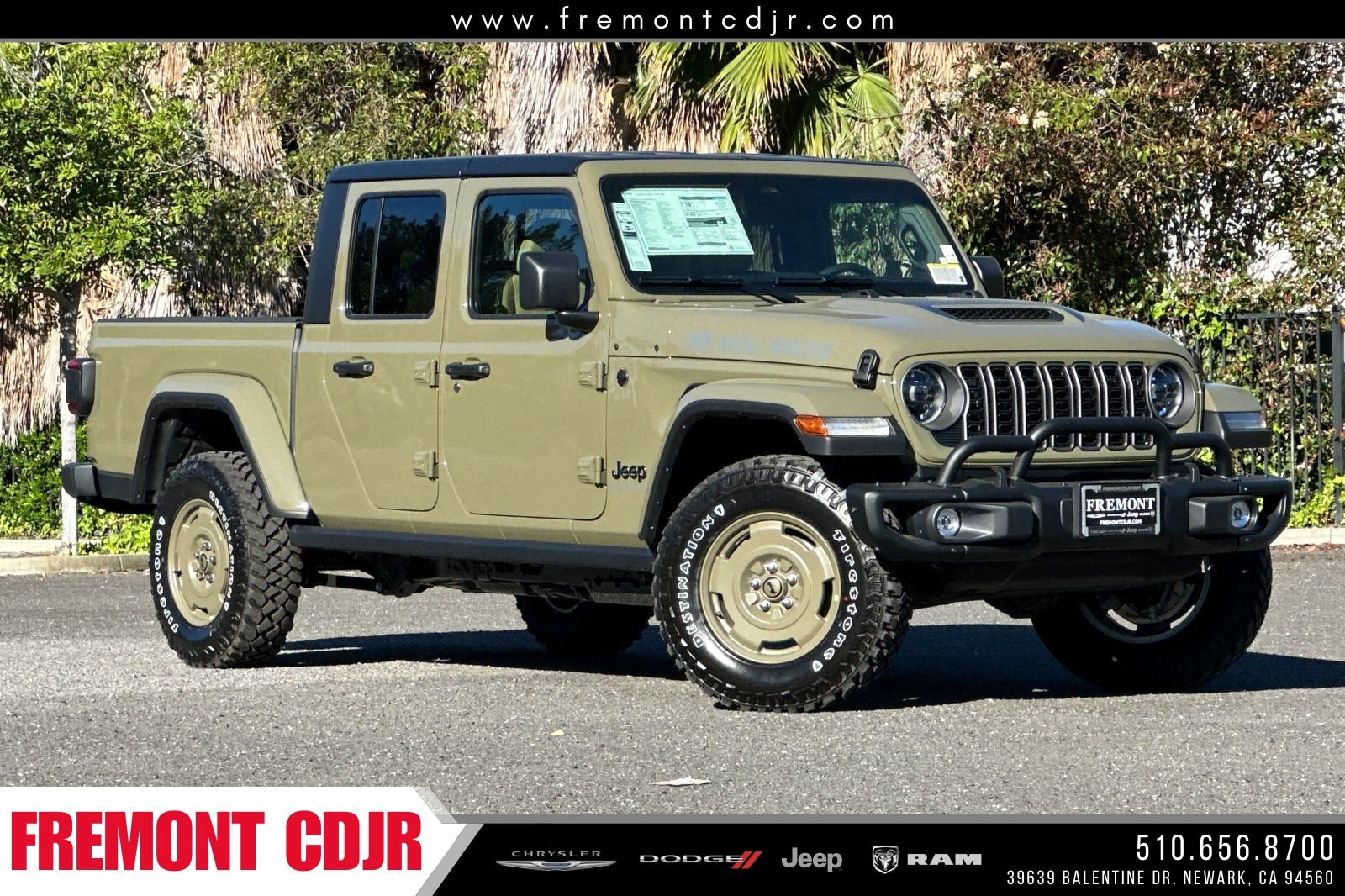 New 2026 Jeep Gladiator Willys AWD/4WD image 1