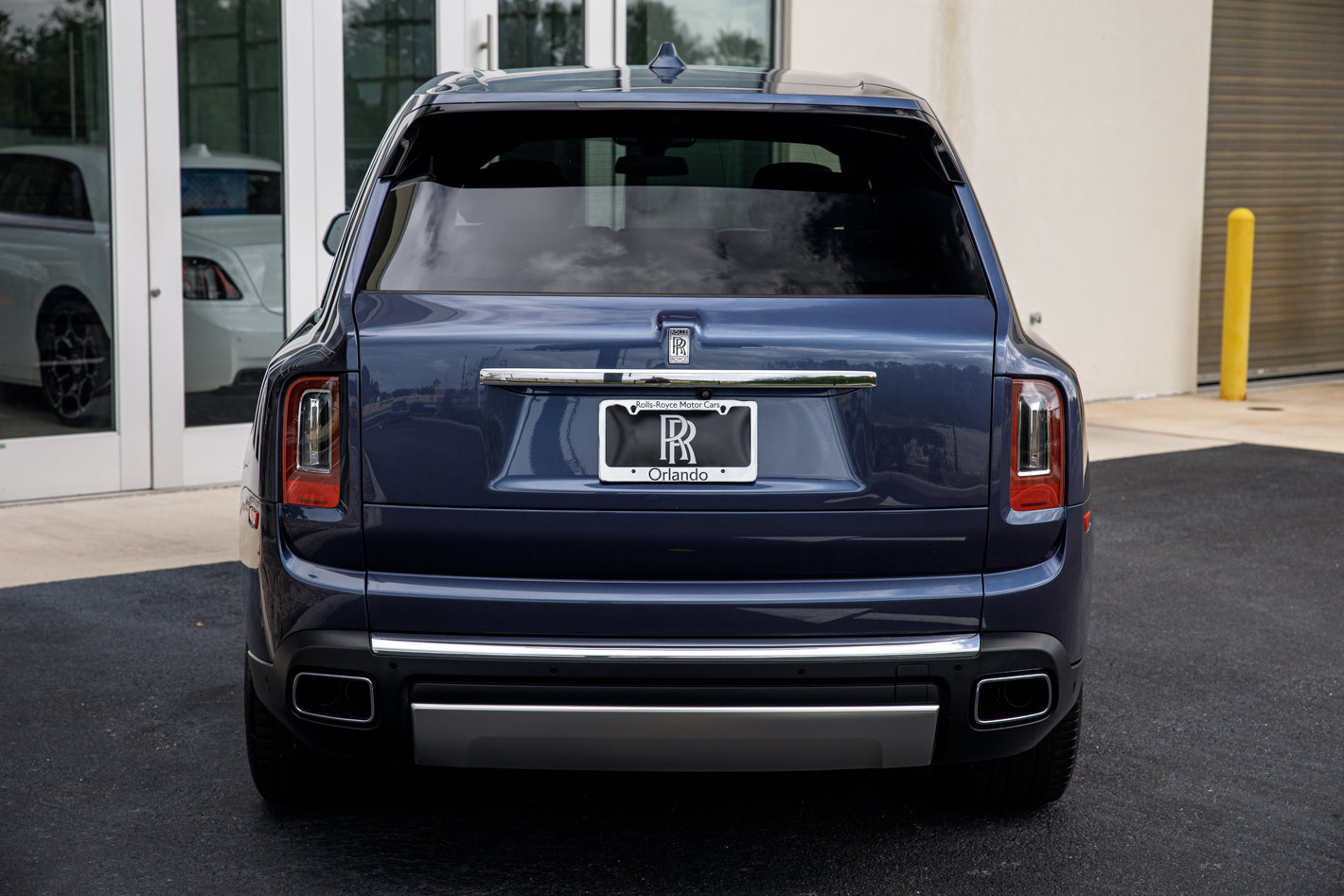 Certified 2019 Rolls-Royce Cullinan AWD/4WD image 10