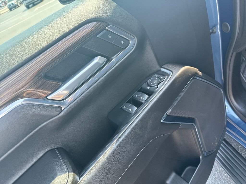 Used 2024 Chevrolet Silverado 1500 LT image 14