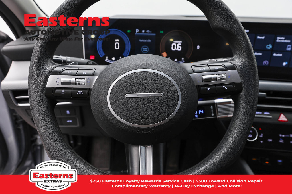 Used 2024 Hyundai Sonata SEL FWD image 11