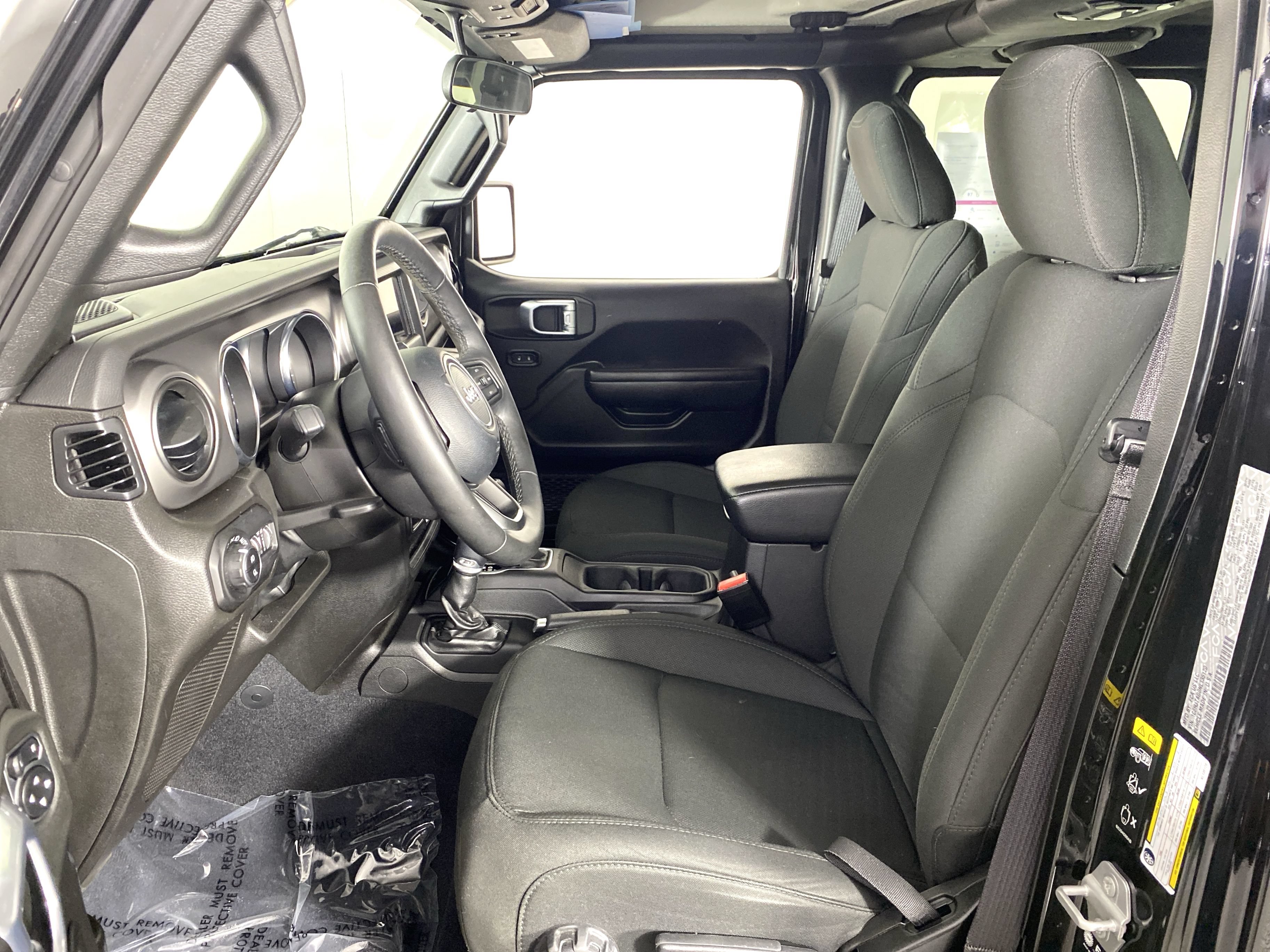 Used 2022 Jeep Gladiator Sport AWD/4WD image 14