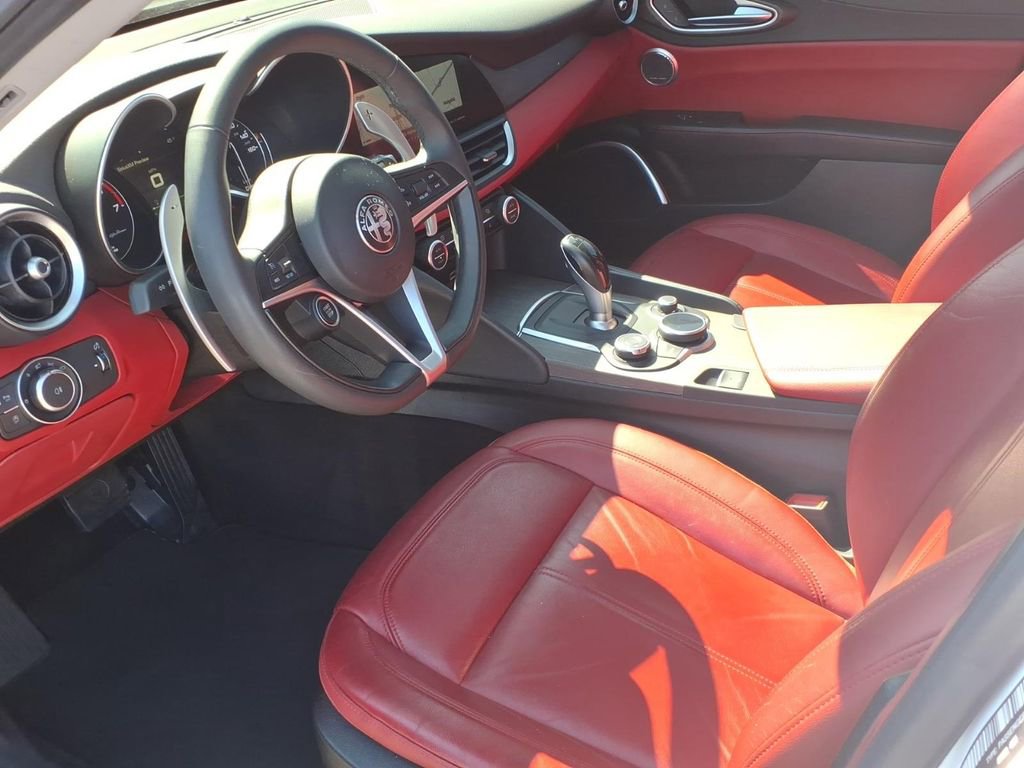 Used 2018 Alfa Romeo Giulia Ti w/ TI Performance Package image 14