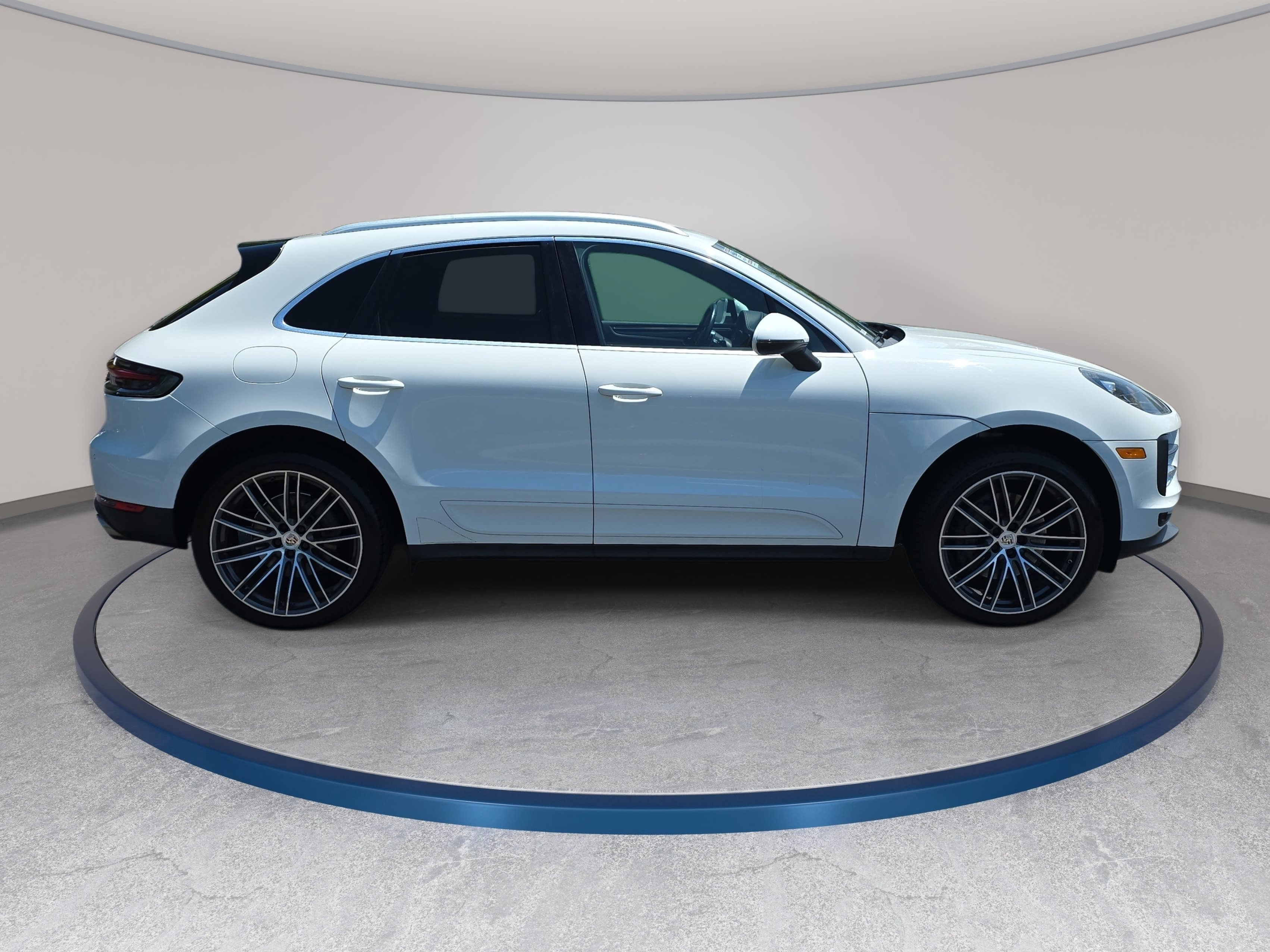 Used 2020 Porsche Macan S AWD/4WD image 4