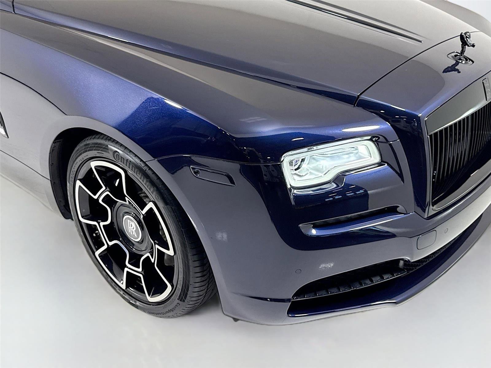 Used 2021 Rolls-Royce Dawn RWD image 35