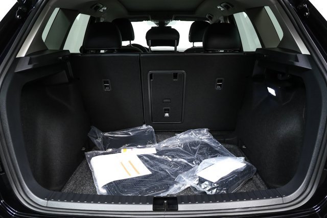 New 2026 Volkswagen Taos SE image 26