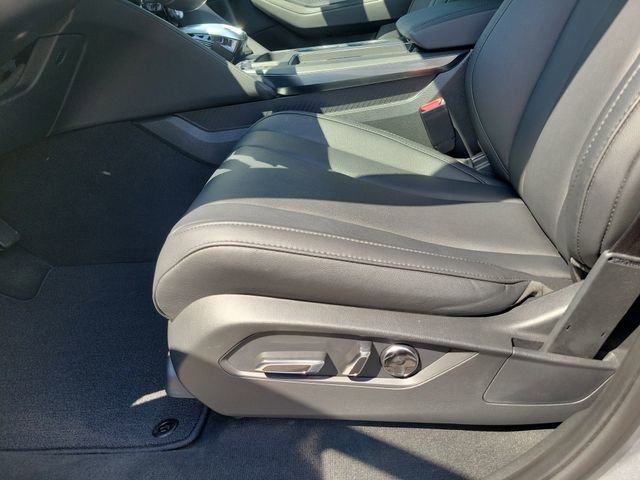 Used 2025 Acura MDX SH-AWD image 18