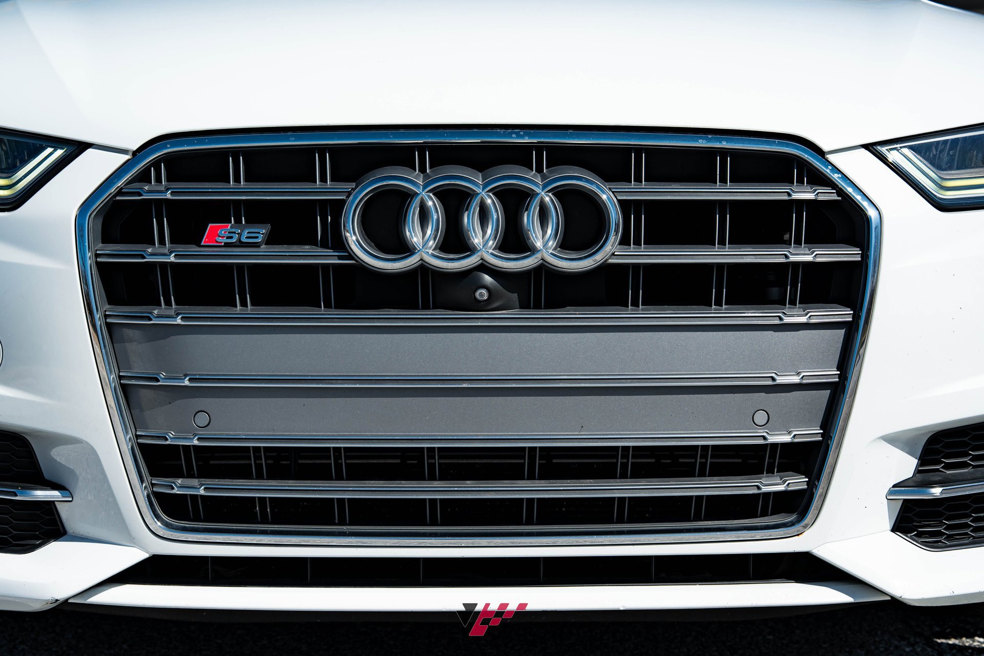 Used 2016 Audi S6 Prestige w/ Prestige Package image 10