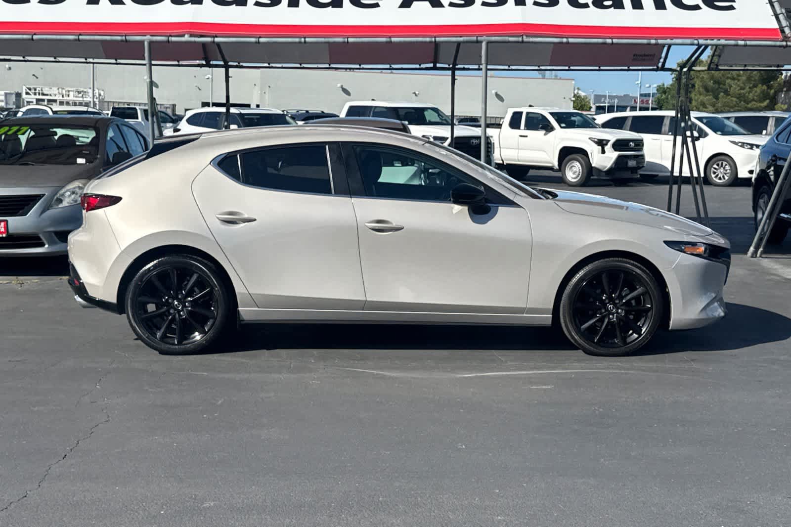 Used 2025 MAZDA MAZDA3 s Sport FWD image 6