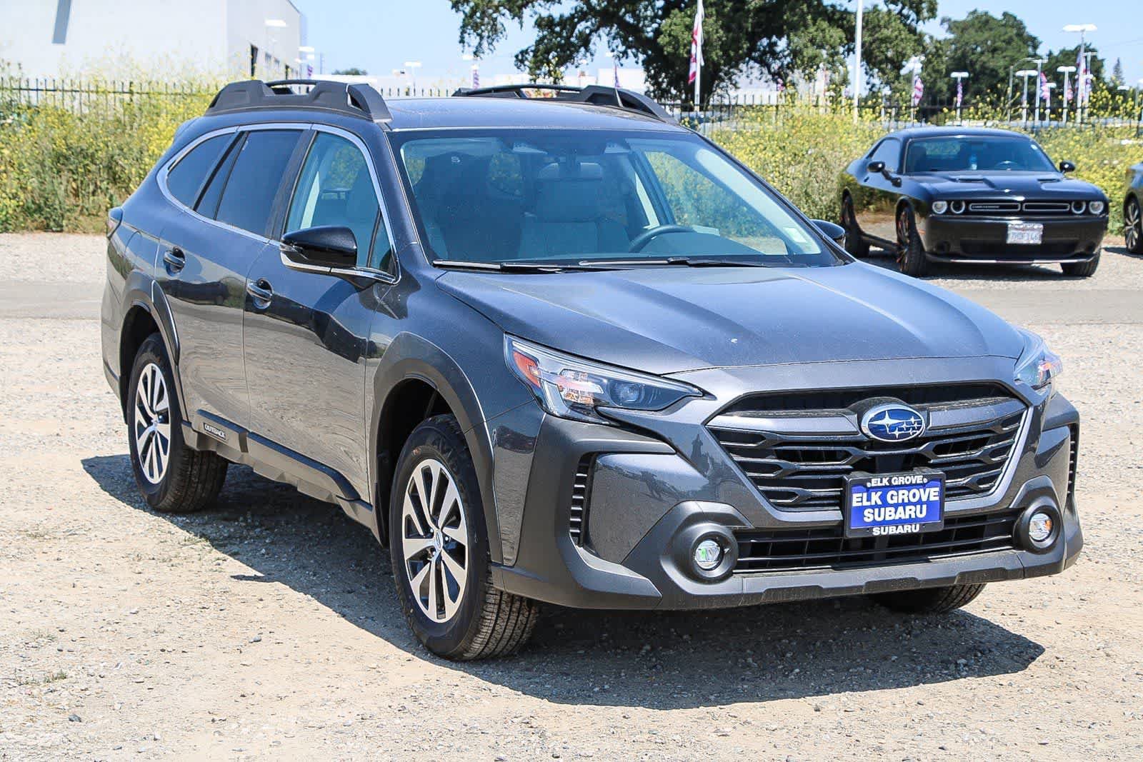 Used 2025 Subaru Outback Premium AWD/4WD image 5