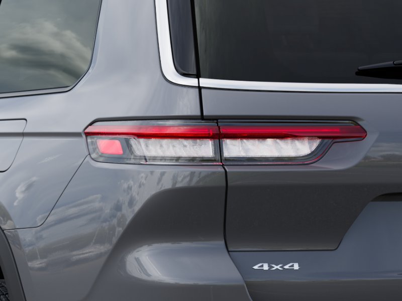 New 2027 Jeep Grand Cherokee L Laredo AWD/4WD image 9