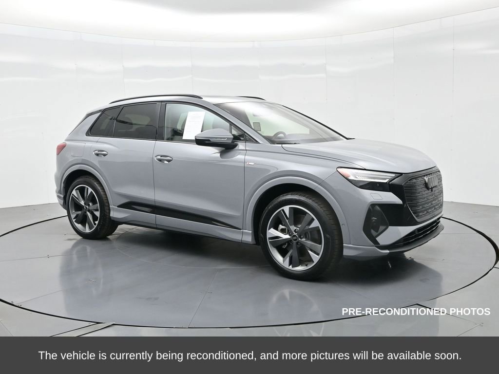 Used 2024 Audi Q4 e-tron Prestige w/ Black Optic Package image 4