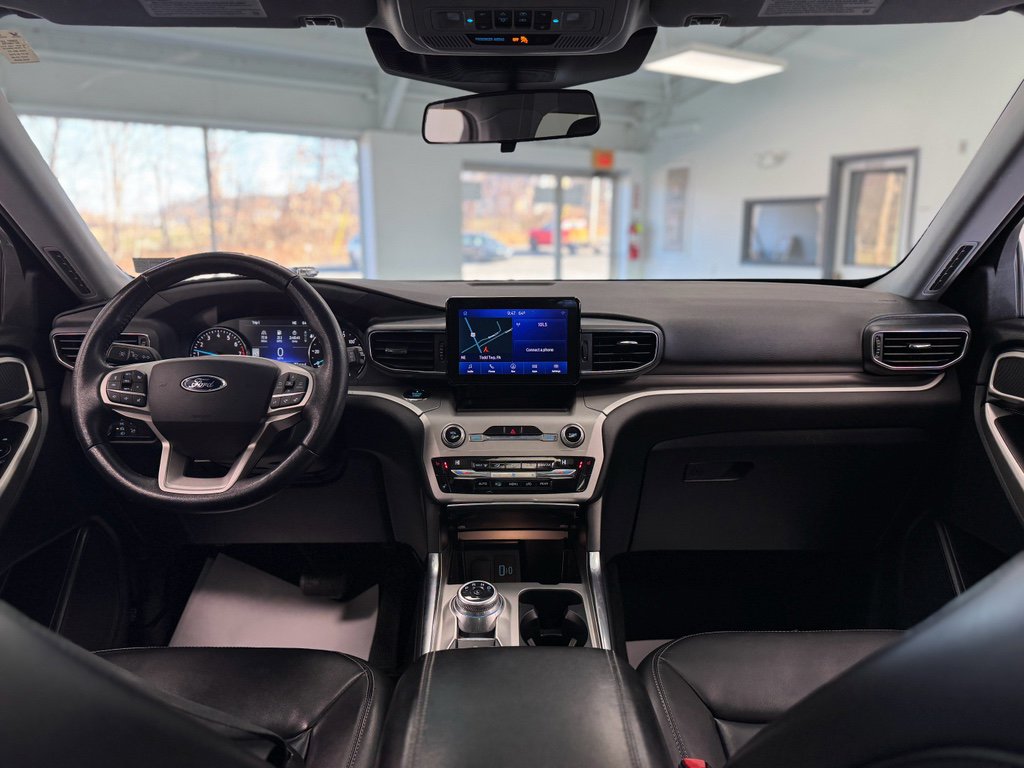 Used 2021 Ford Explorer XLT w/ Equipment Group 202A image 21