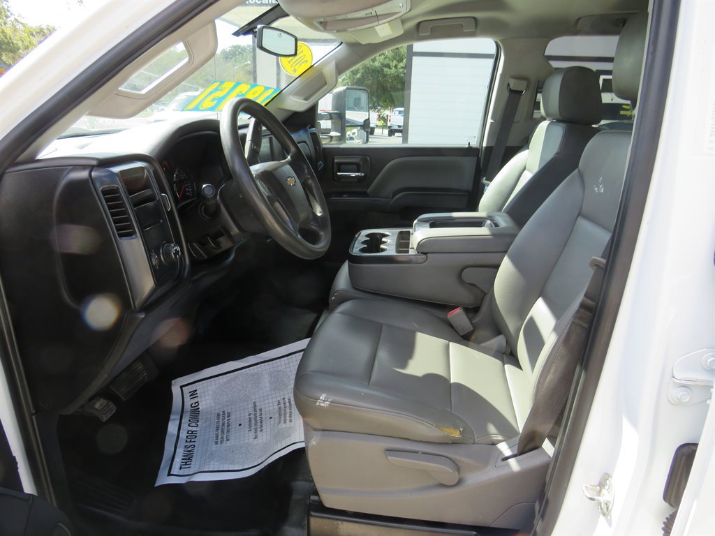 Used 2018 Chevrolet Silverado 2500 W/T w/ WT Convenience Package image 5