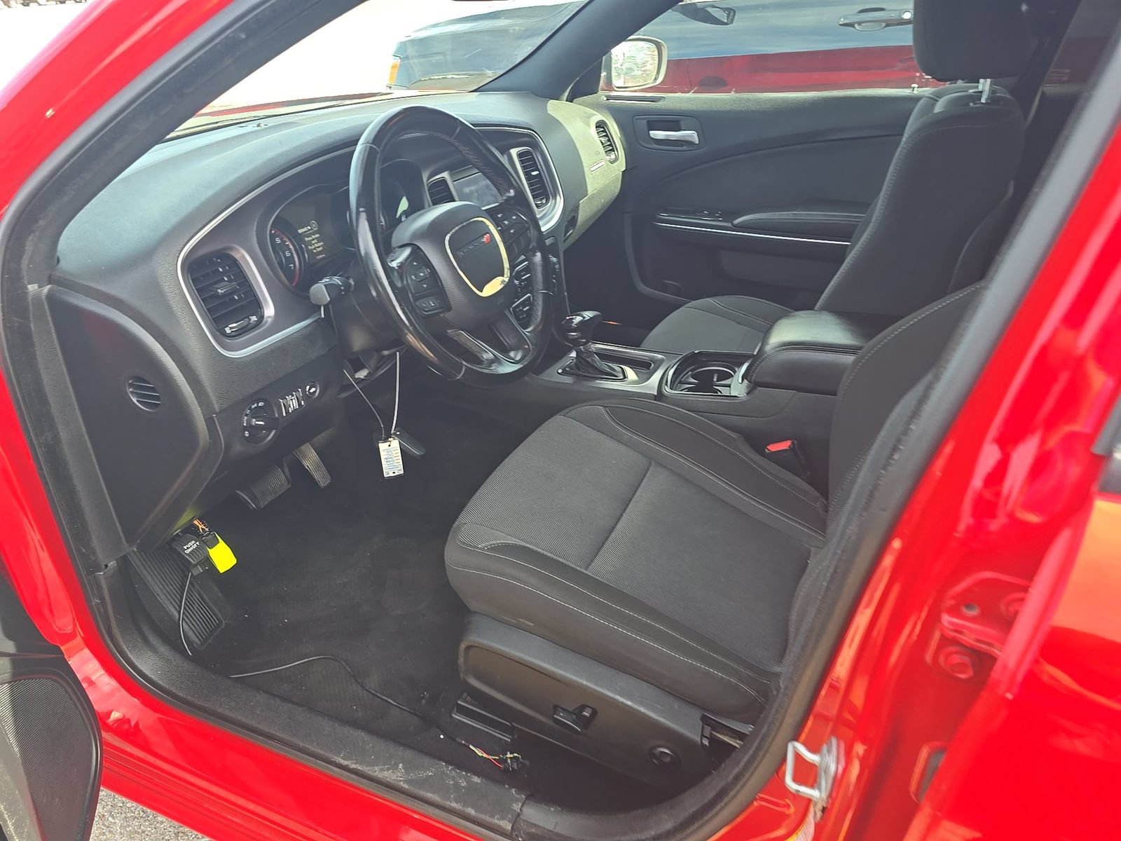 Used 2020 Dodge Charger SXT w/ Blacktop Package RWD image 7