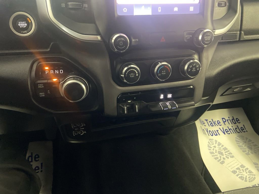 Used 2024 RAM 2500 Big Horn w/ Bed Utility Group image 33