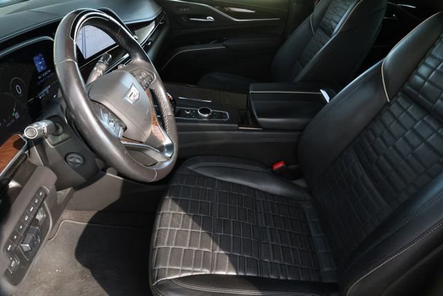 Used 2022 Cadillac Escalade Sport Platinum image 9