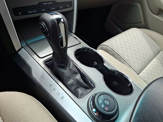 Used 2015 Ford Explorer XLT AWD/4WD image 15