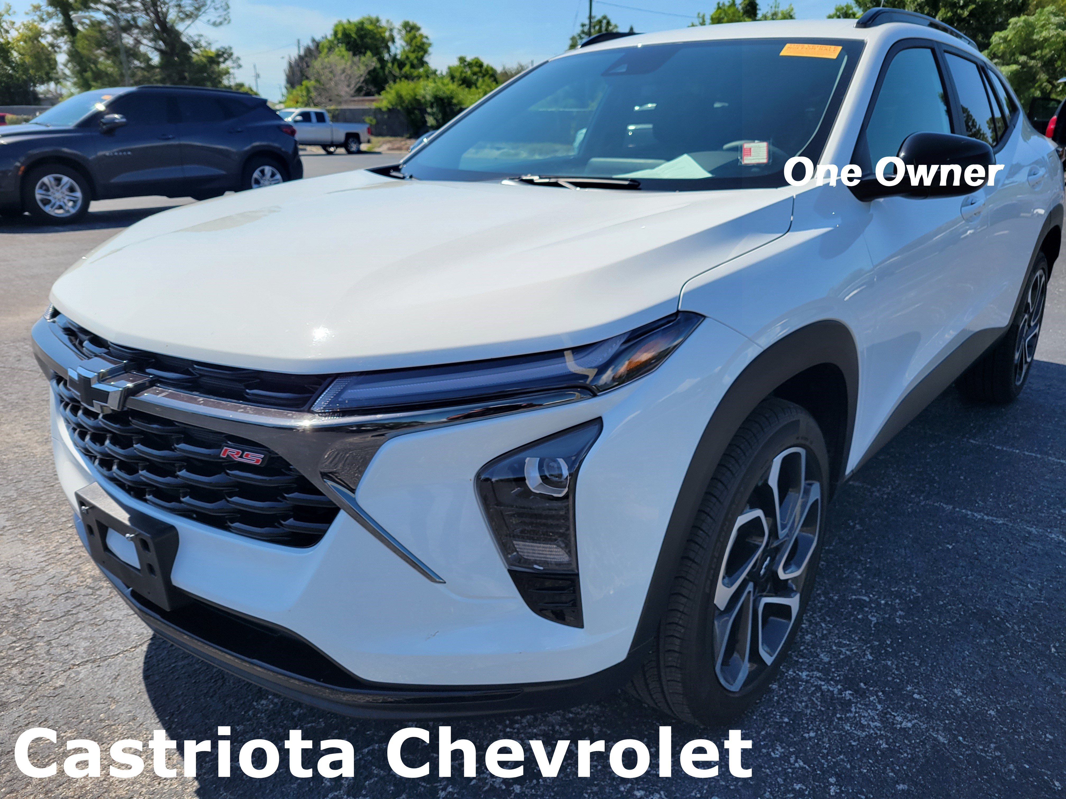 Used 2025 Chevrolet Trax RS FWD video 1