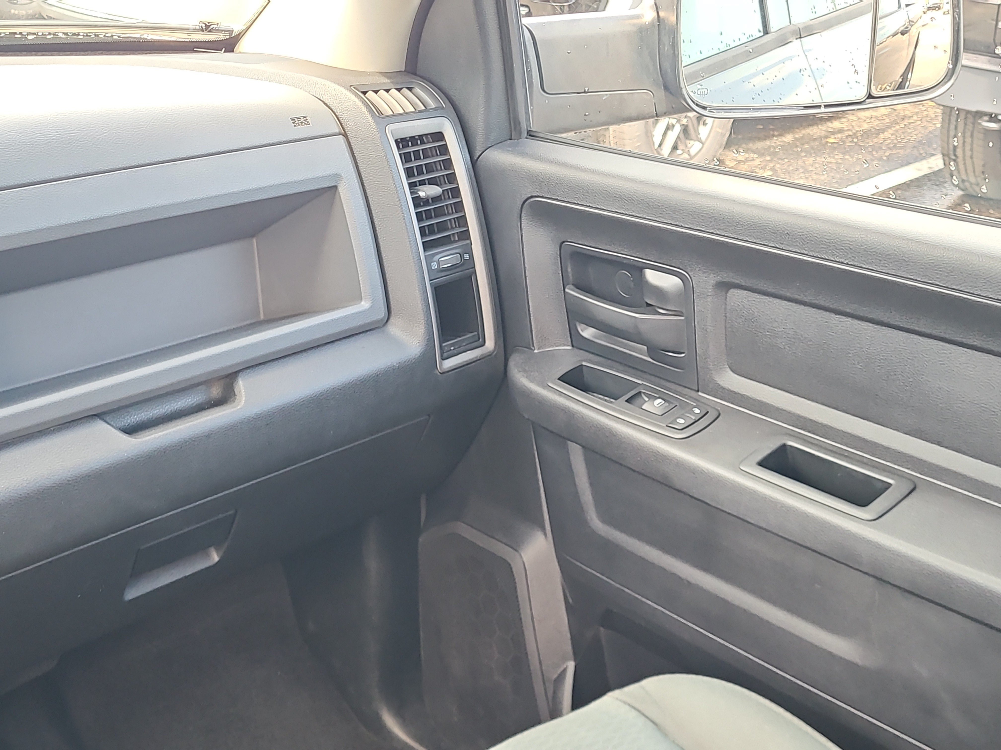 Used 2017 RAM 2500 Tradesman w/ Chrome Appearance Group AWD/4WD image 17