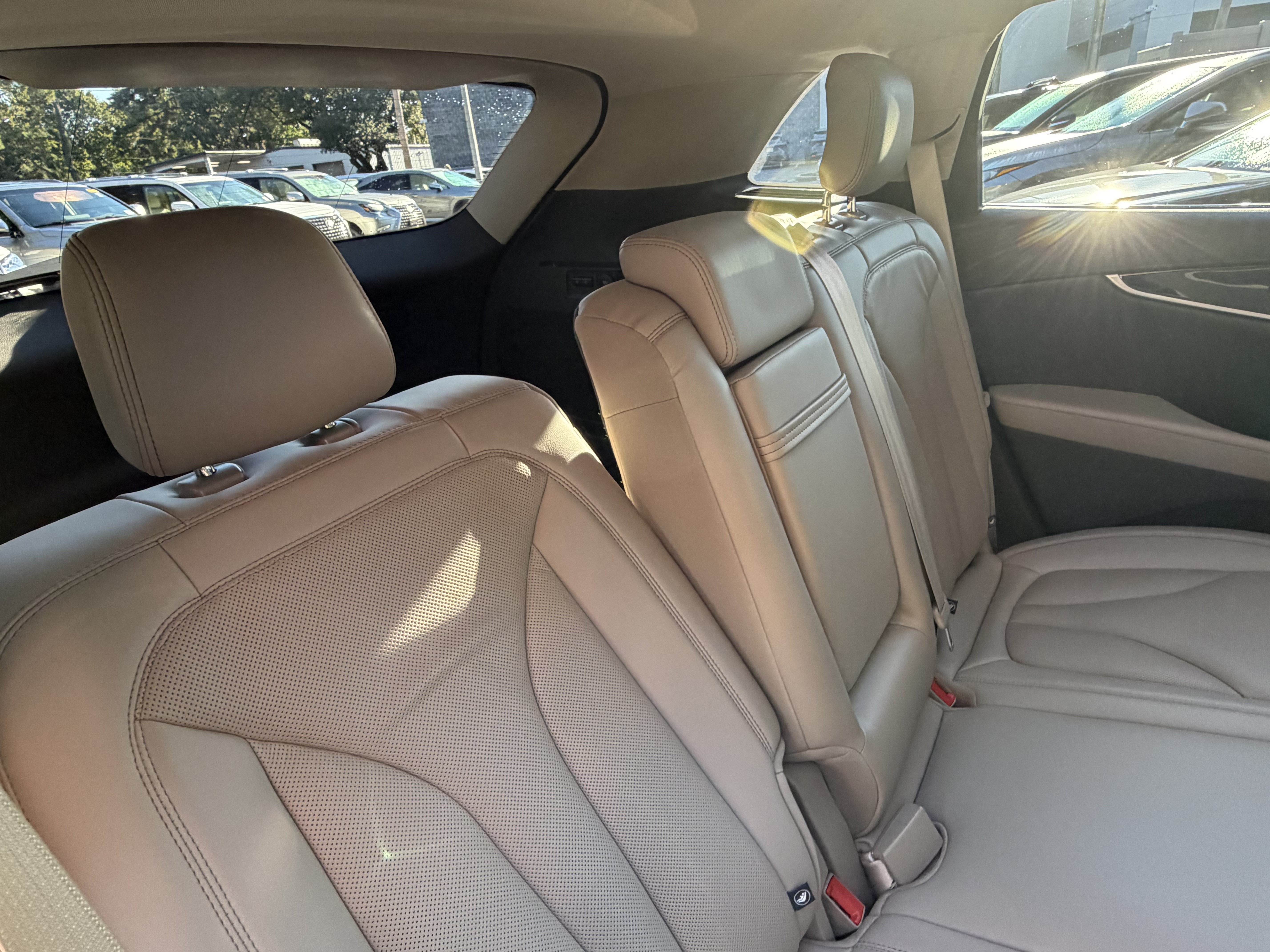 Used 2023 Lincoln Nautilus Reserve FWD image 41