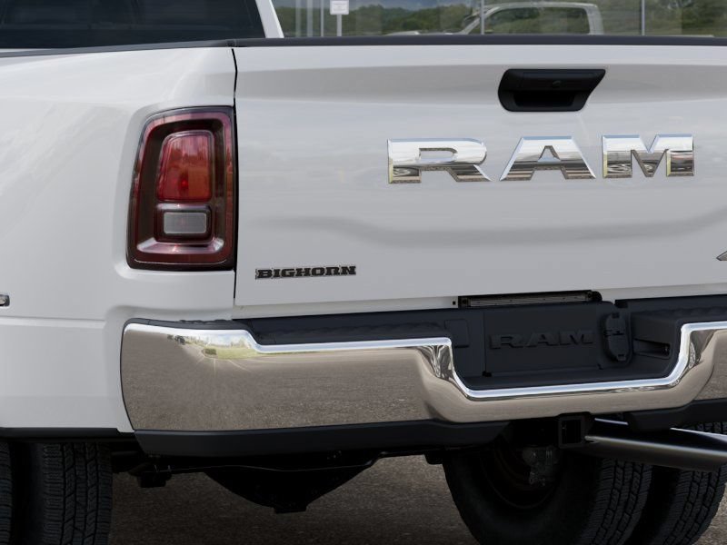 New 2026 RAM 3500 Big Horn AWD/4WD image 14
