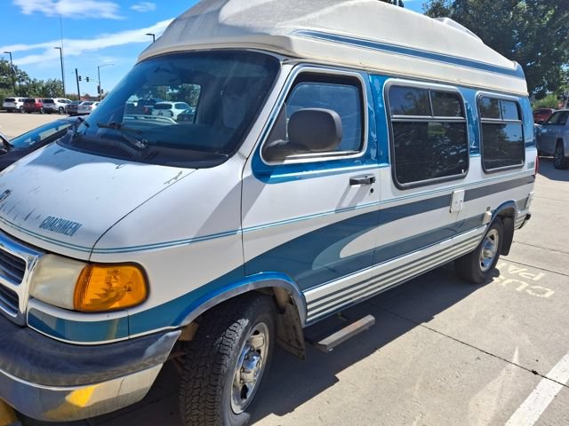 Used 1999 Dodge B2500 RWD image 2
